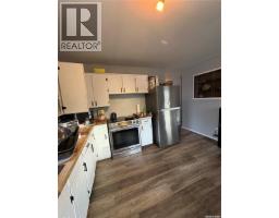 Living room - 115 2nd Avenue S, Pelly, SK S0A2Z0 Photo 2