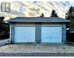 Primary Bedroom - 586 Rohallion Road, Kawartha Lakes, ON L0K1B0 Photo 4