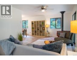 Bedroom - 37150 Schooner Way, Pender Island, BC V0N2M2 Photo 4