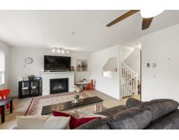 18 5355 201 A Street, Langley, BC V3A9L7 Photo 4