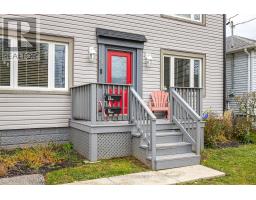 Primary Bedroom - 46 Harold Avenue, Welland, ON L3B1J5 Photo 2