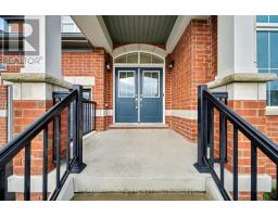 Living room - 1753 Emberton Way, Innisfil, ON L9S0N4 Photo 3