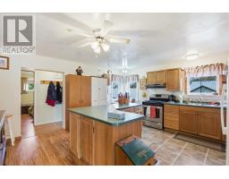 11 John St, Iron Bridge, ON P0R1H0 Photo 3