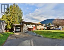 Dining room - 1976 Maddocks Road, Revelstoke, BC V0E2S0 Photo 2