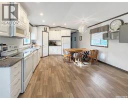 Kitchen - 210 Gloucester Street, Neville, SK S0N1T0 Photo 5