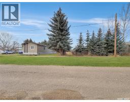 3pc Ensuite bath - 210 Gloucester Street, Neville, SK S0N1T0 Photo 2