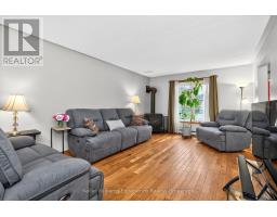 Living room - 4 Dunlop Street, Penetanguishene, ON L9M1J2 Photo 4