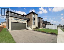 4pc Bathroom - 28 Sass Crescent, Paris, ON N3L0E9 Photo 2