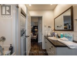 Kitchen - 1857 Crow Lake Road, Frontenac, ON K0H2B0 Photo 5