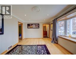 Living room - 37 Frank Street, Brantford, ON N3T5E1 Photo 5