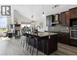 11 Muirfield Close, Image 3