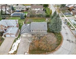 Bedroom 2 - 37 Virginia Crescent, London North, ON N5X3E7 Photo 2