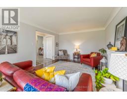 Bedroom - 2921 Gail Avenue, Niagara Falls, ON L2J2E1 Photo 3