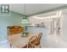 Kitchen - 465 Ferndale Drive N, Barrie, ON L4N7X7 Photo 5