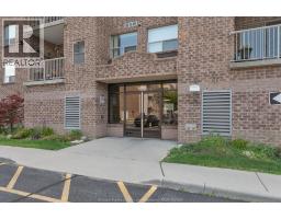 Kitchen - 8335 Wyandotte Street East Unit 203, Windsor, ON N8S4S8 Photo 4