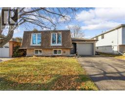 4pc Bathroom - 36 Valerie Court, Cambridge, ON N3C3H4 Photo 2