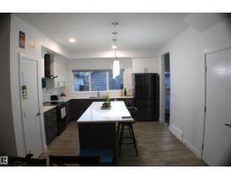 Family room - 621 Blacks Stone Bv, Leduc, AB T9E1M3 Photo 3