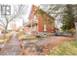 198 Mcallister Street, Pembroke, ON K8A3G2 Photo 3