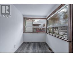 Bedroom - 4550 Homewood Avenue, Niagara Falls, ON L2E4X8 Photo 3