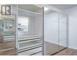 206 15 Singer Court, Image 3