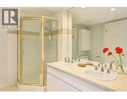 4 D 338 Taylor Way, West Vancouver, BC V7T2Y1 Photo 2