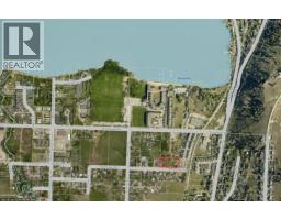 Den - 3650 Redecopp Road, Lake Country, BC V4V1X5 Photo 3