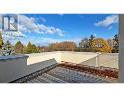 Dining room - 2466 B Bayview Avenue, Toronto, ON M2L1A7 Photo 5