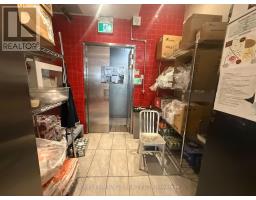 563 Yonge Street, Image 3