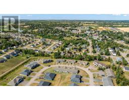 36 44 50 Miah Drive, Cornwall, PE C1B0K2 Photo 3