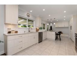 Eating area - 10070 Bonavista Street Fairfield Island, Chilliwack, BC V2P5B9 Photo 4