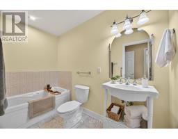 Den - 21 8 Montebello Terrace, New Tecumseth, ON L9R2H3 Photo 4