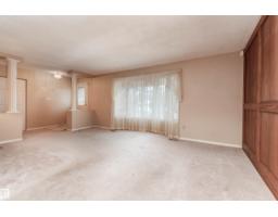Family room - 3 Strathcona Pl, Sherwood Park, AB T8A1G1 Photo 4