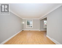 Living room - 3810 Orlando Drive, Niagara Falls, ON L2J4B7 Photo 3