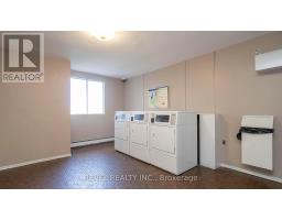 Kitchen - 809 752 Kipps Lane, London East, ON N5Y4V4 Photo 2