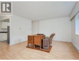 Kitchen - 103 1122 Hilda St, Victoria, BC V8V2Z4 Photo 5