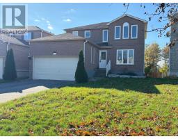 Dining room - 2364 Strathmore Crescent, Pickering, ON L1X2H8 Photo 2