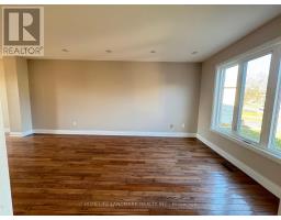 Family room - 2364 Strathmore Crescent, Pickering, ON L1X2H8 Photo 4