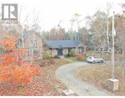 Living room - 3852 Highway 208, Colpton, NS B0R1E0 Photo 4