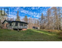 Sunroom - 2551 Yearley Road, Huntsville, ON P0B1M0 Photo 4