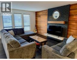 Laundry room - 10728 18 Street, Dawson Creek, BC V1G4E2 Photo 2