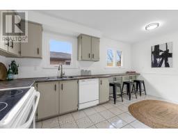 Living room - 3096 Palmer Drive, Burlington, ON L7M1S9 Photo 5