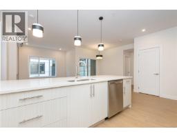 Bathroom - 402 924 Jenkins Ave, Langford, BC V9B2N7 Photo 4