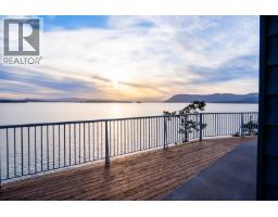 37189 Schooner Way, Pender Island, BC V0N2M2 Photo 5