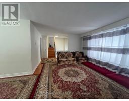 Dining room - 100 River Drive, East Gwillimbury, ON L9N1A4 Photo 2