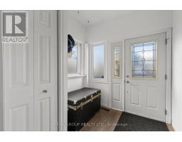 Dining room - 4732 Ryerson Crescent, Niagara Falls, ON L2E1E5 Photo 4