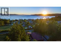 Kitchen - 410 17th Ave, Sointula, BC V0N3E0 Photo 5