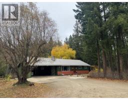 Storage - 1059 Tappen Valley Road, Tappen, BC V0E2X3 Photo 2