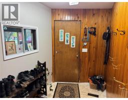 Games room - 1059 Tappen Valley Road, Tappen, BC V0E2X3 Photo 4