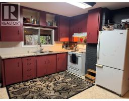 Full bathroom - 1059 Tappen Valley Road, Tappen, BC V0E2X3 Photo 5