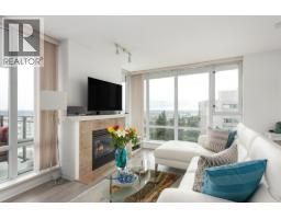 1701 720 Hamilton Street, New Westminster, BC V3M7A6 Photo 4